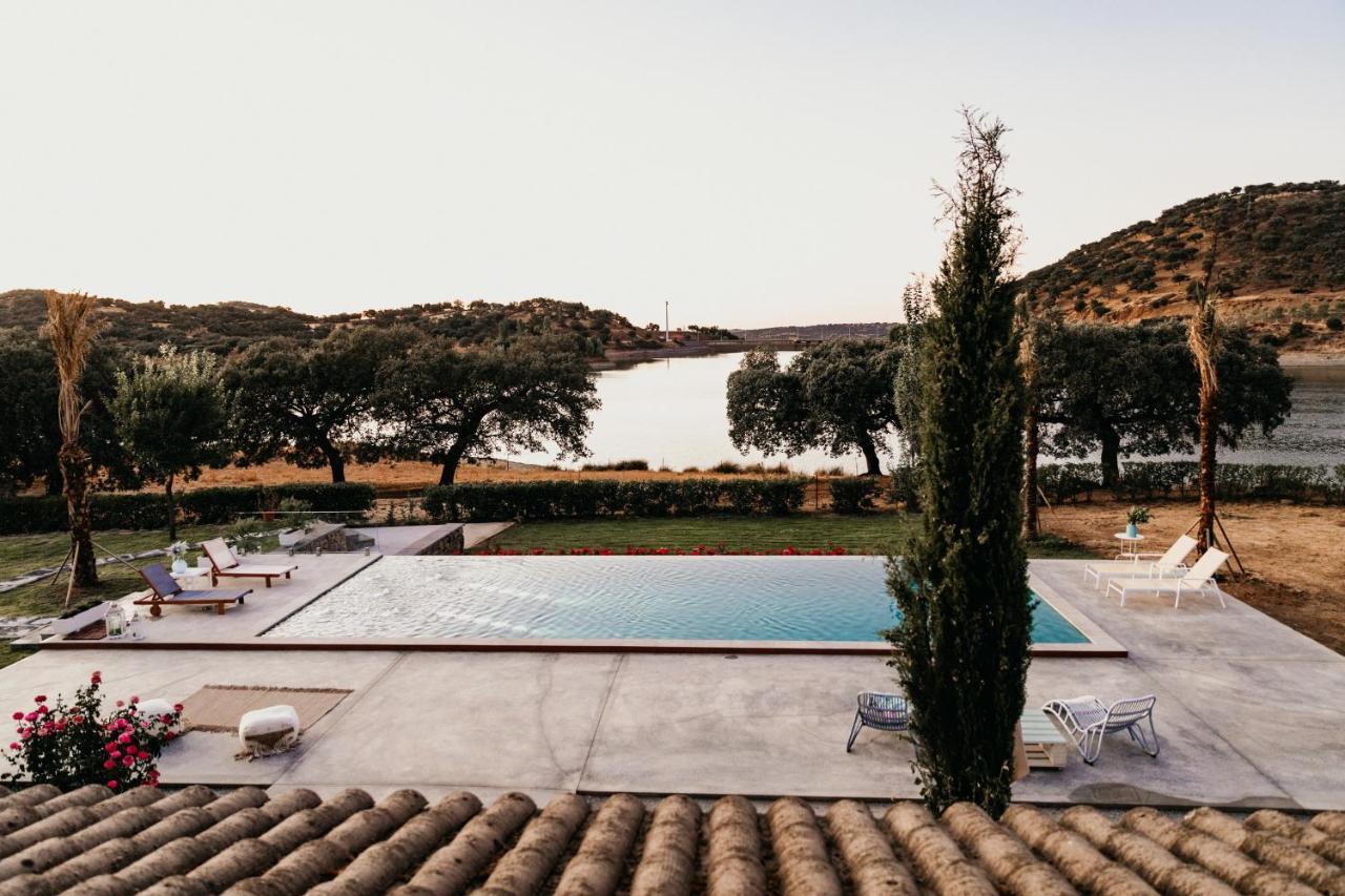 مونيستيرايو Casa Rural Alcornocalejo المظهر الخارجي الصورة
